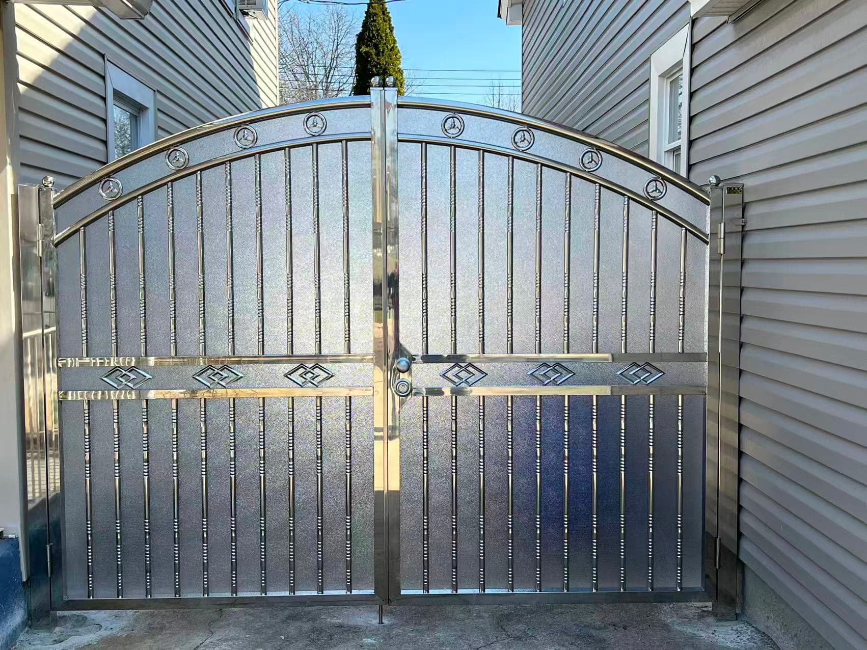 图片_20260412094838 — #P-0212 — GATE — Custom Iron Works by JYC Steel NYC