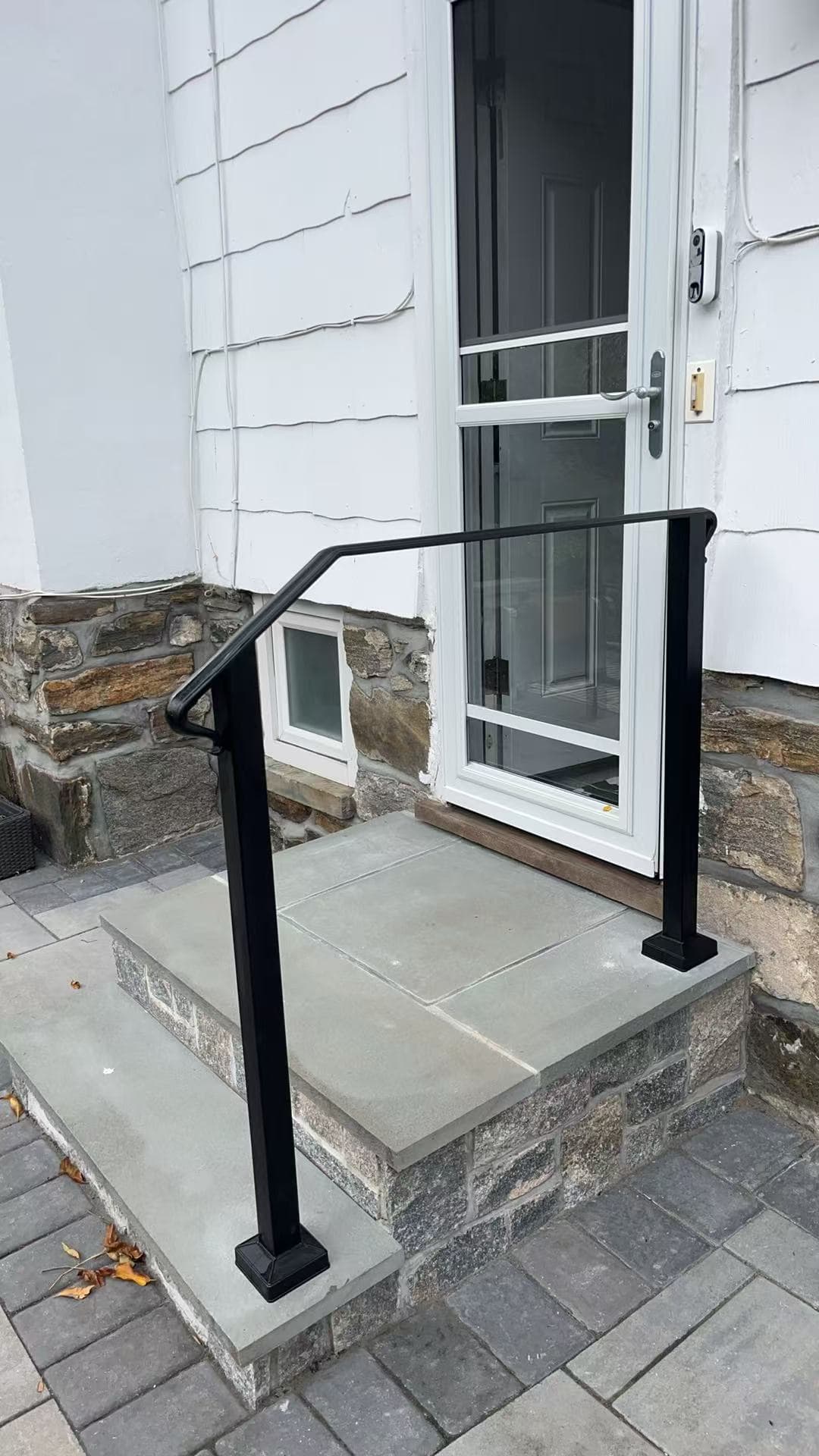 7b4ff3a26a38565f5af65146173b9cd4 — #P-0658 — HANDRAIL — Custom Iron Works by JYC Steel NYC