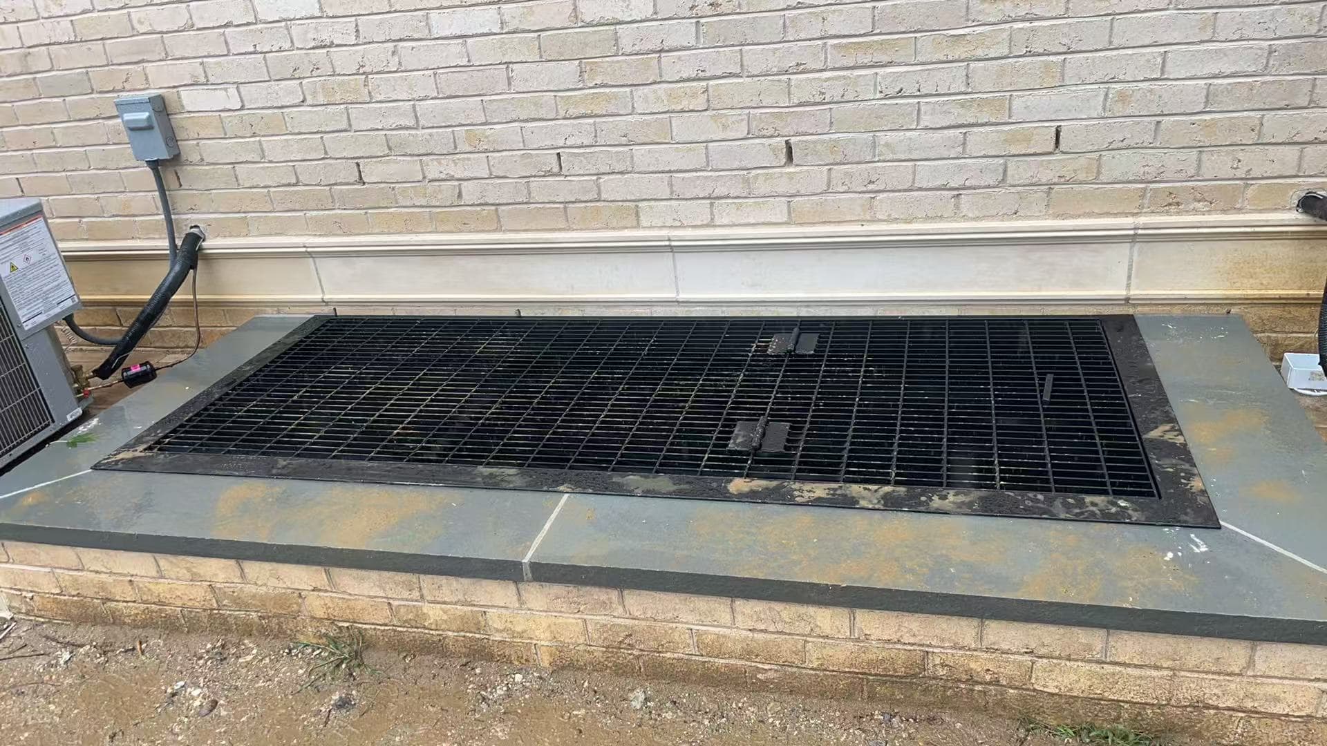 5c2498a7a96b20e123d389d2aece9708 — #P-0674 — WINDOW WELL COVER — Custom Iron Works by JYC Steel NYC