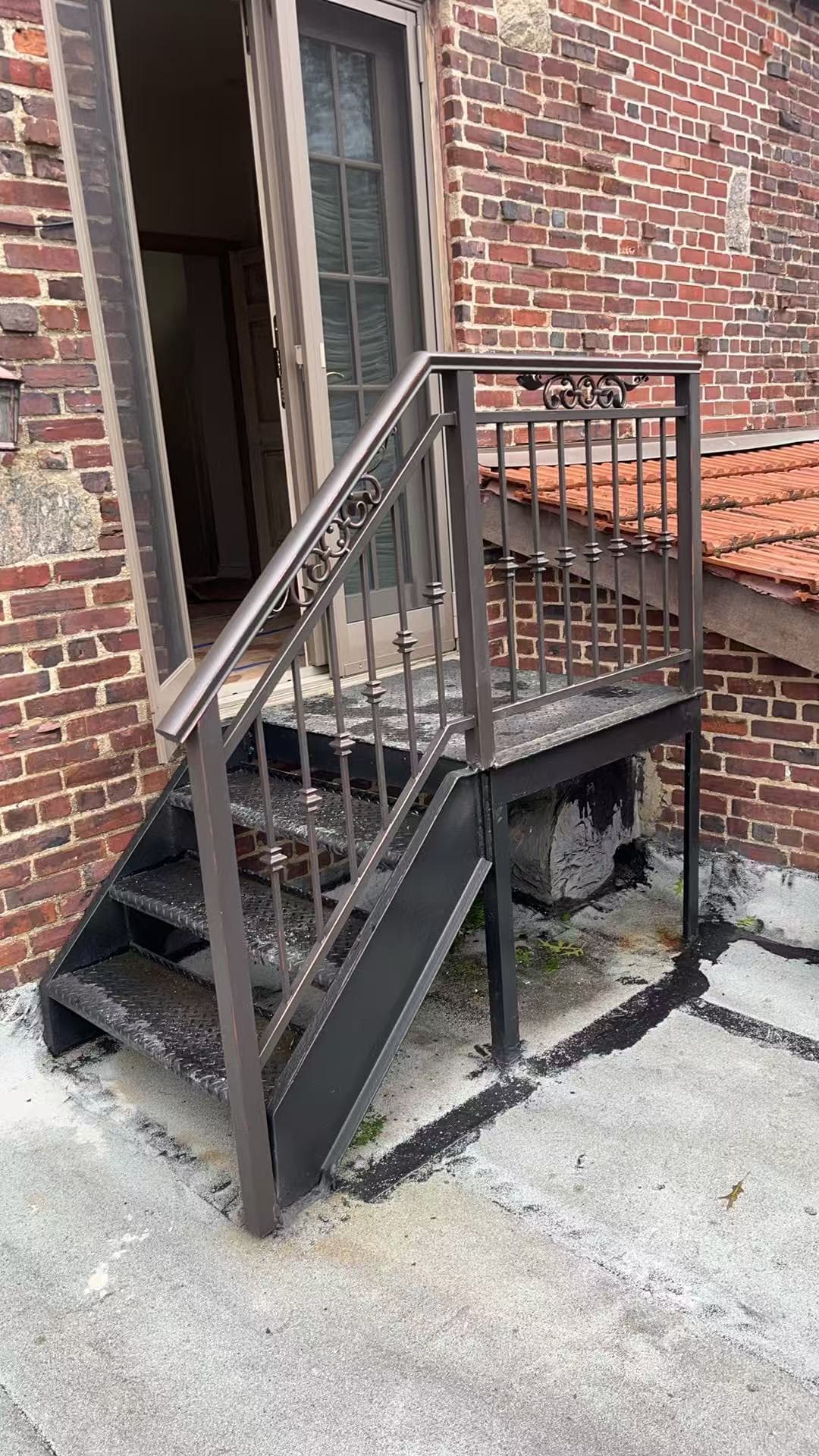 43cf4304b82b7ab5ae3b2be743e03edb — #P-0676 — STAIR — Custom Iron Works by JYC Steel NYC