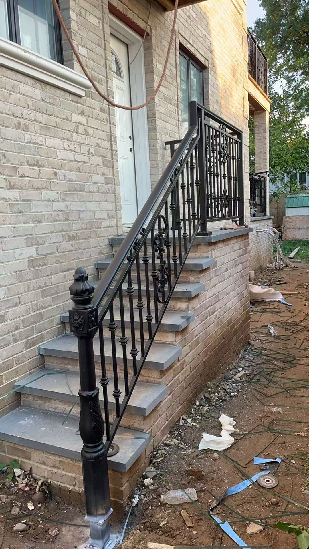 0e342eb207f751e265669dc099d34f32 — #P-0699 — RAIL — Custom Iron Works by JYC Steel NYC