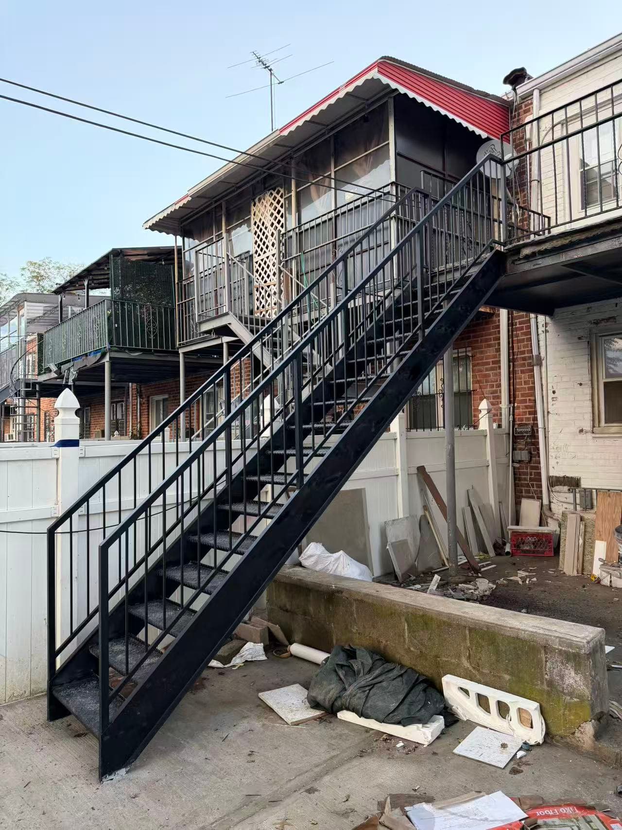 3edab30bf2511038f7ee9083142481c3 — #P-0711 — STAIR — Custom Iron Works by JYC Steel NYC