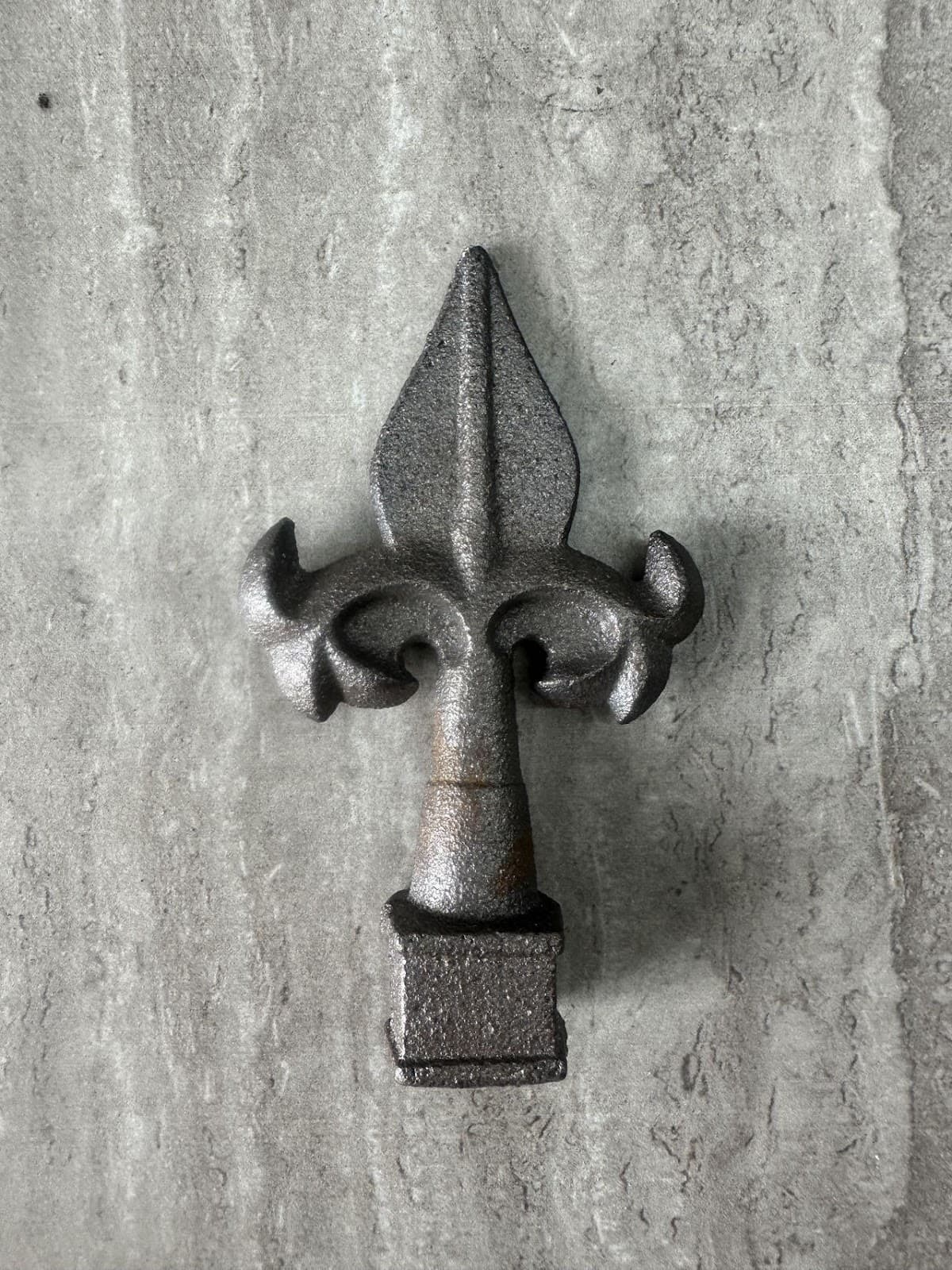 Spear Point Inner Diameter 1/2 inch